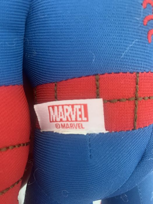 Мʼякі іграшки MARVEL  Людина -Павук  та Капітан -Америка.(ціна за 2шт.)