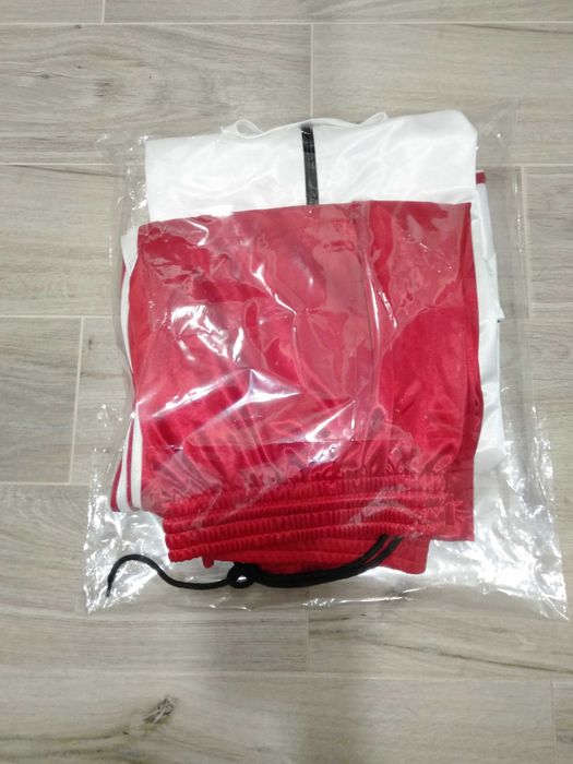 kolekcjonerski Dres sportowy Adidas -barwy narodowe /Okazja