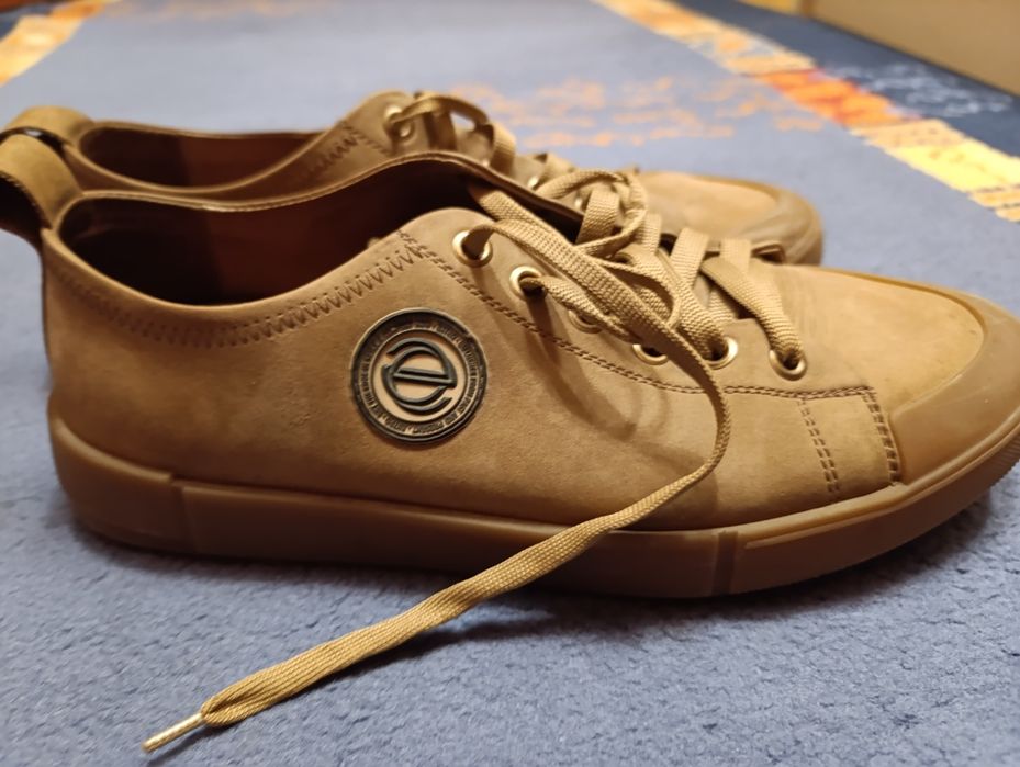 Кеди Estro шкіряні