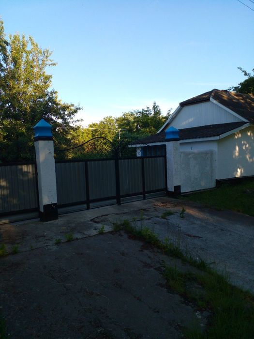 Терміново.Продам Будинок 4-кімнатний