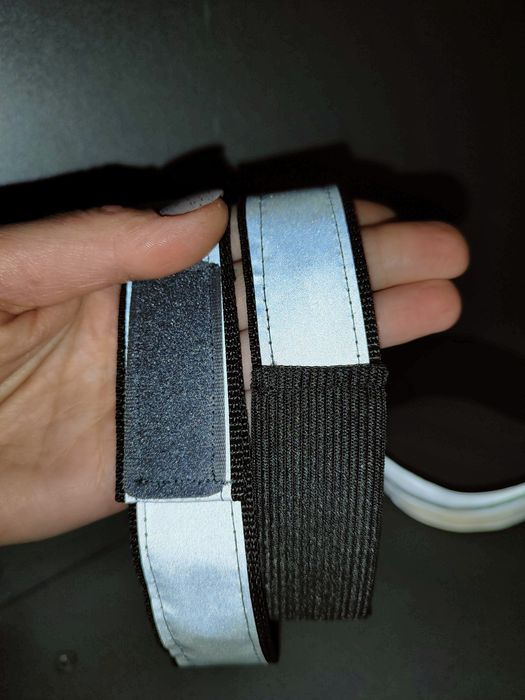 Світловідбиваючі смужки