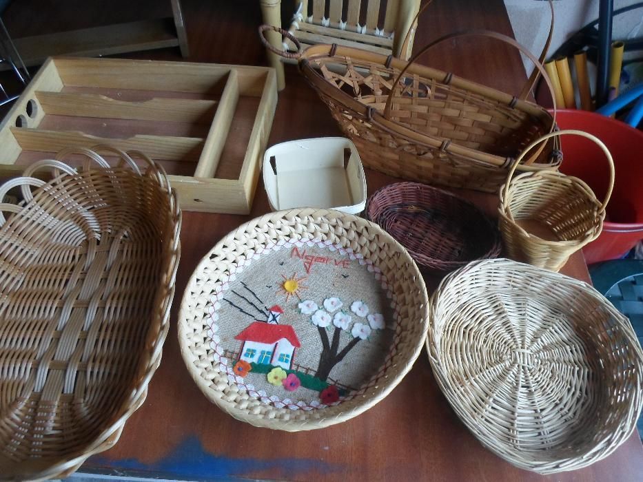 4 expositores + 7 cestas