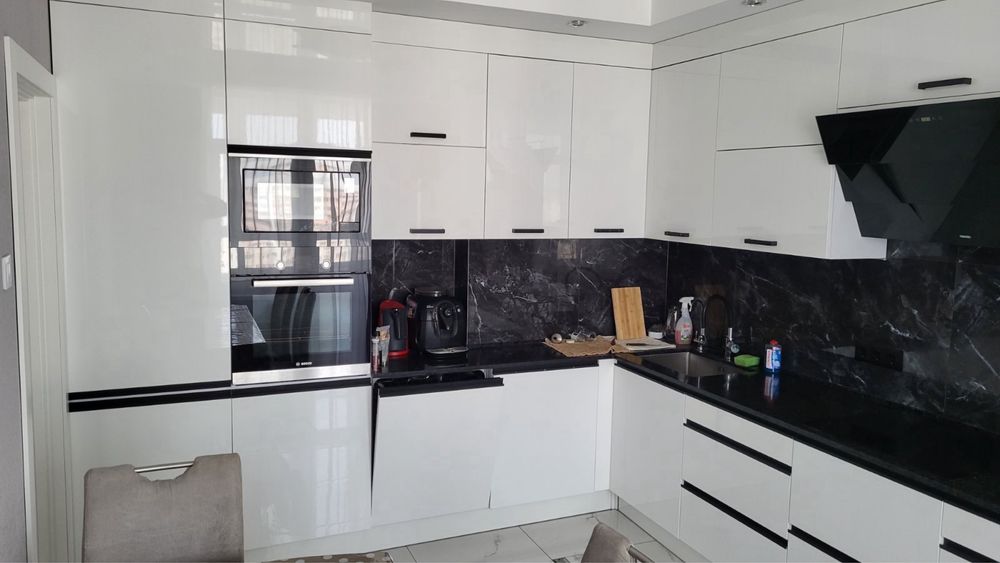 Продам 3 к квартиру вул. Драгоманова 10, в ЖК є генератор!