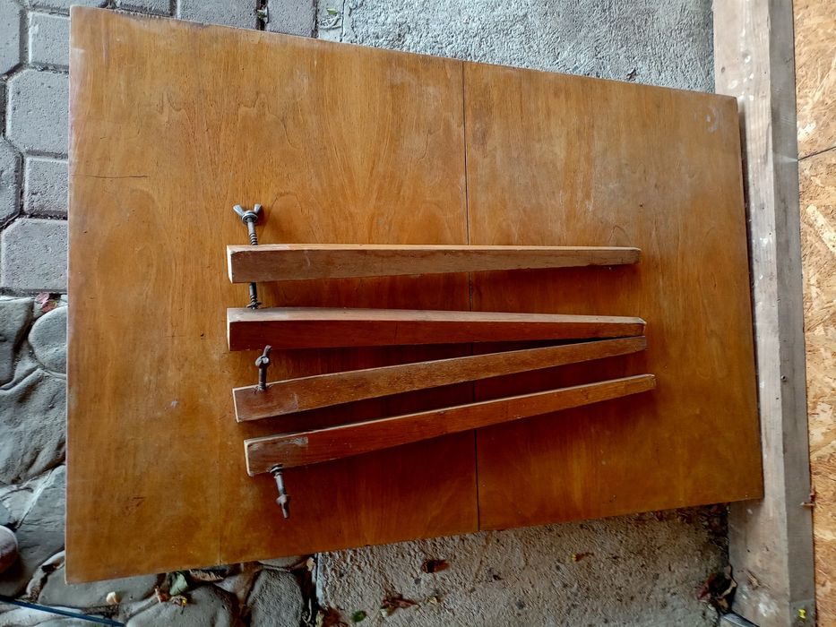 Stół czysty używany ,tanio