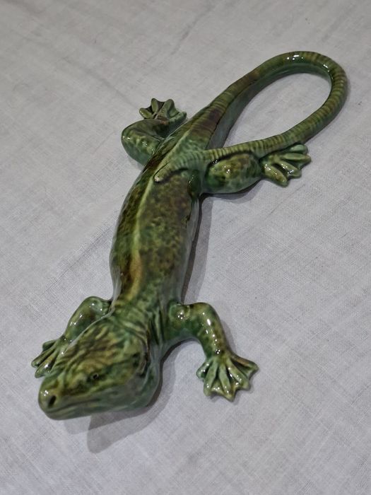 Lagarto , Sardão  , Iguana em cerâmica das Caldas