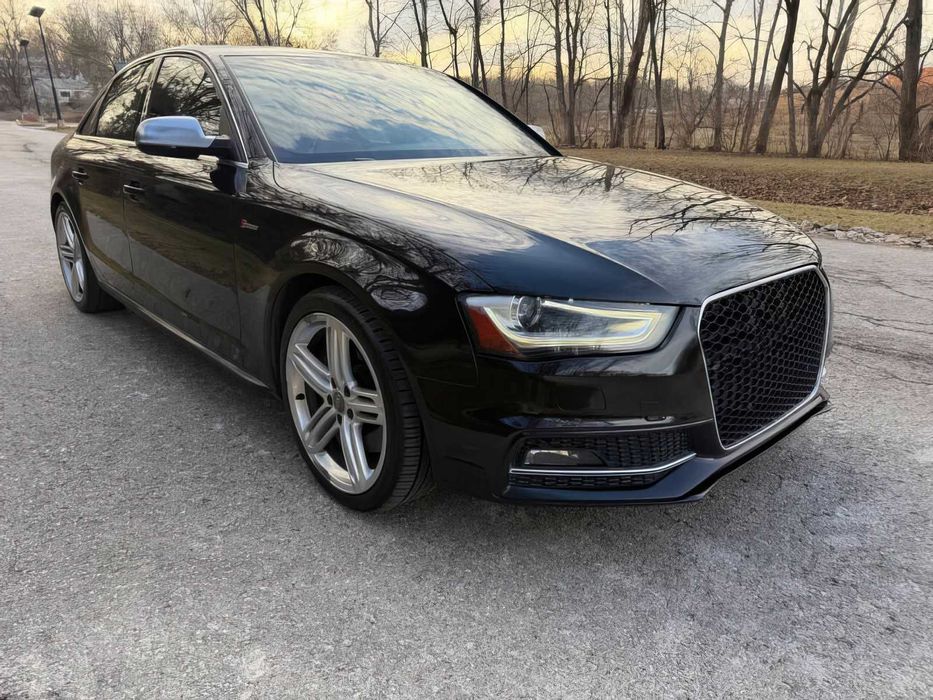Audi S4 3.0T quattro Premium Plus      2014