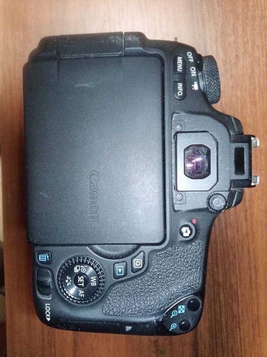 Фотоапарат Canon EOS 760D, об'єктив 18-55