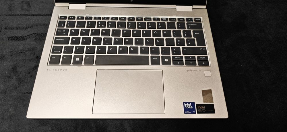 Laptop HP x360 830 G11