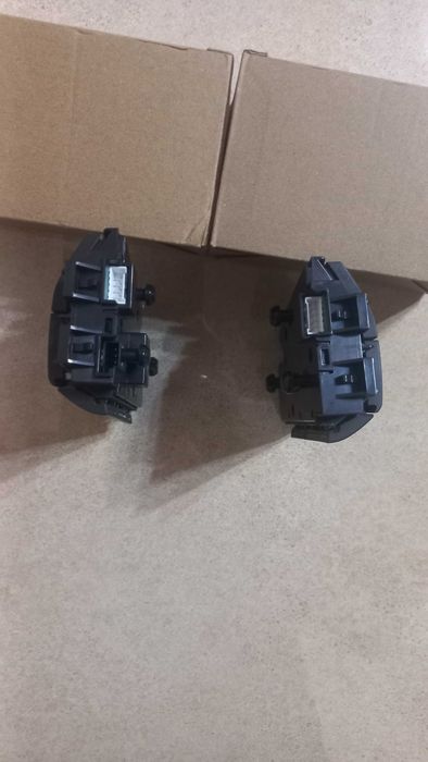 Перемикач кнопки руля - блок правий і лівий руля Вольво Volvo FH FM Є6