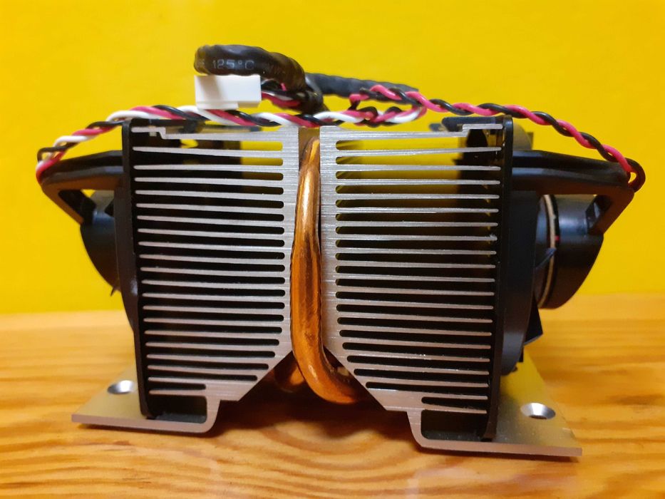 Radiator wentylator NOWE chłodzenie Arctic Freezer 64 LP AMD