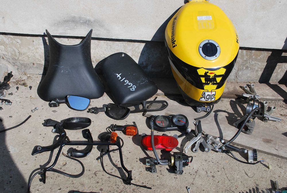 KAWASAKI ZX 6R 2006 część owiewki silnik lagi koło