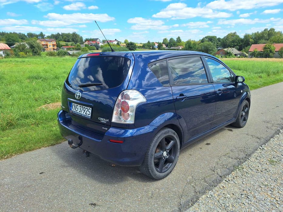 Toyota corolla verso 7osobowa