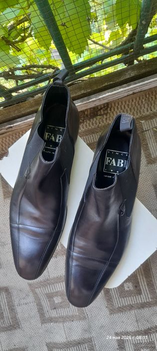 Шкіряні, італійські туфлі-челсі.Бренду Fabi.