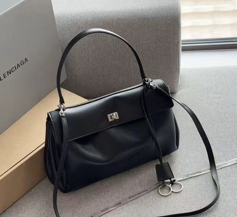 сумка balenciaga rodeo