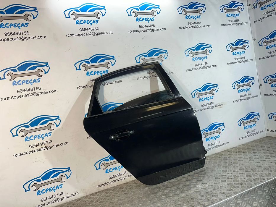 Porta Tras Traseira Direita Audi A4 B8 Sedan 2007 - 2015