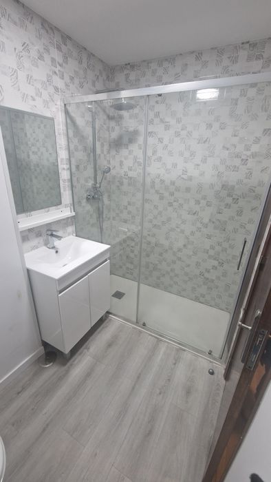 Optimo Apartamento Remodelado T1 no centro da baixa da banheira