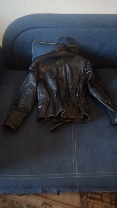 Косуха кожаная женская 48р