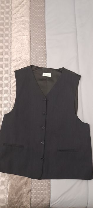 Vendo fato como novo