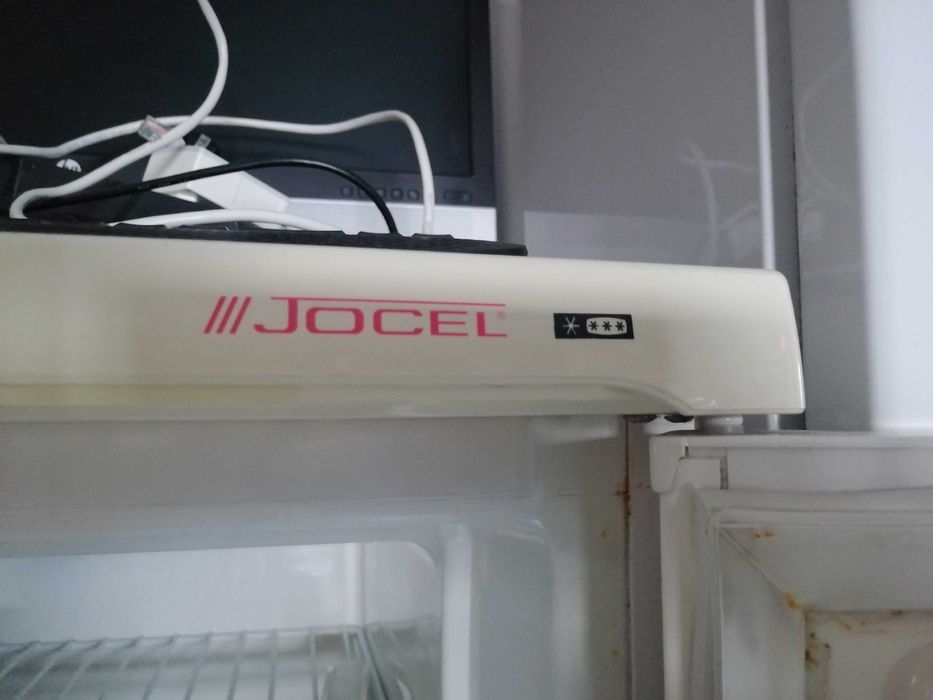 Frigorífico duas portas, como novo