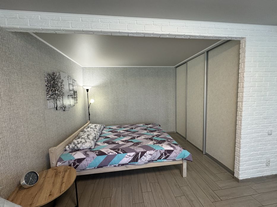 Здається квартира в довгострокову оренду