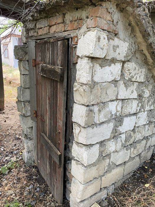 Продам дом з гаражем , вул. Карла Маркса