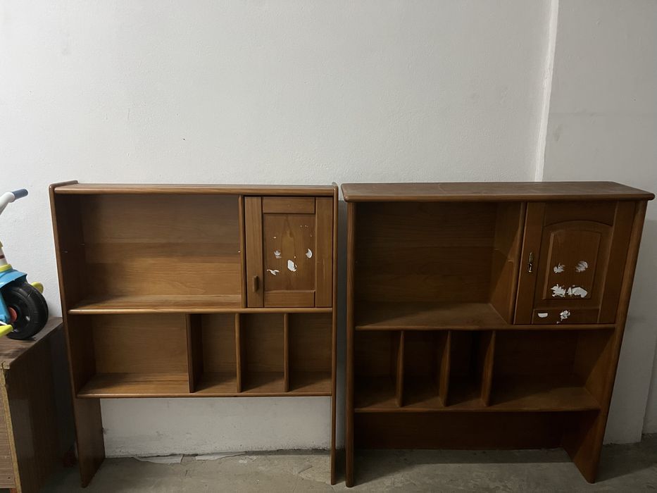 Secretárias de madeira