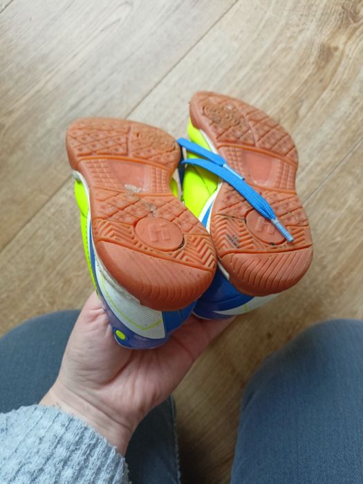 Buty sportowe do gry w piłkę huari 28