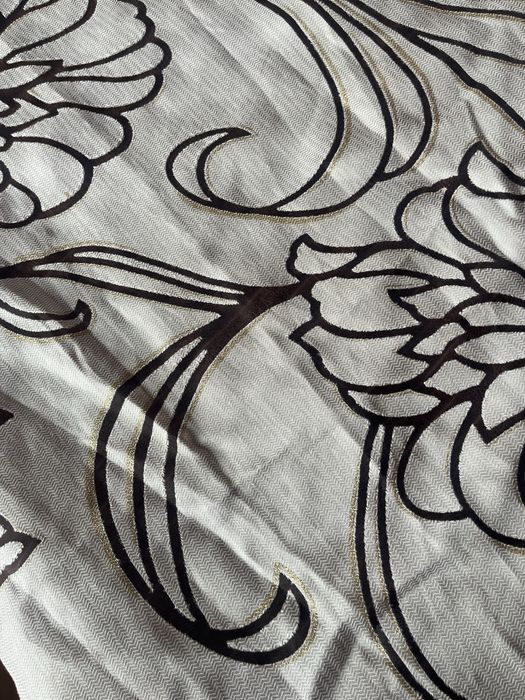 Штора  красива на вікно