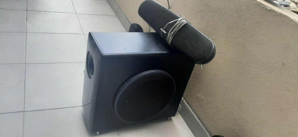 Samsung HT-XQ100