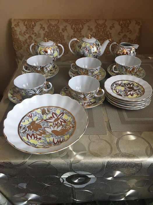 Чайный сервиз золотые ромашки  лфз .