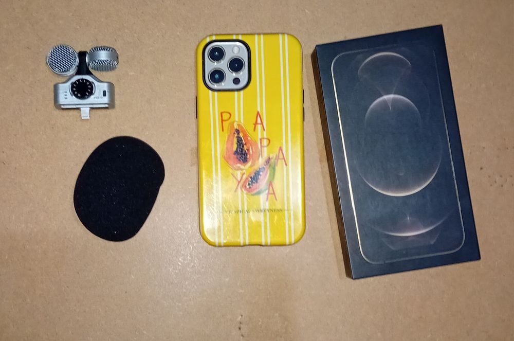Iphone 12  pro max com microfone zoom iq7