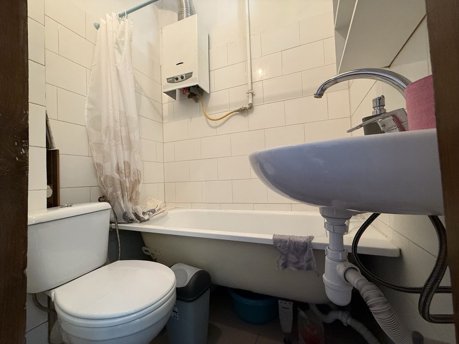 1кімнатна квартира на довготривалий термін біля МедІнституту (власник)