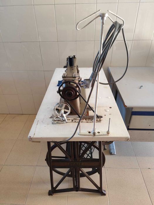 Máquina de costura