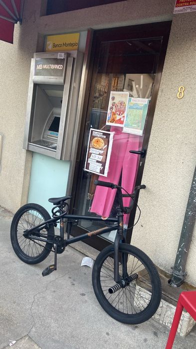 Bicicleta bmx como nova