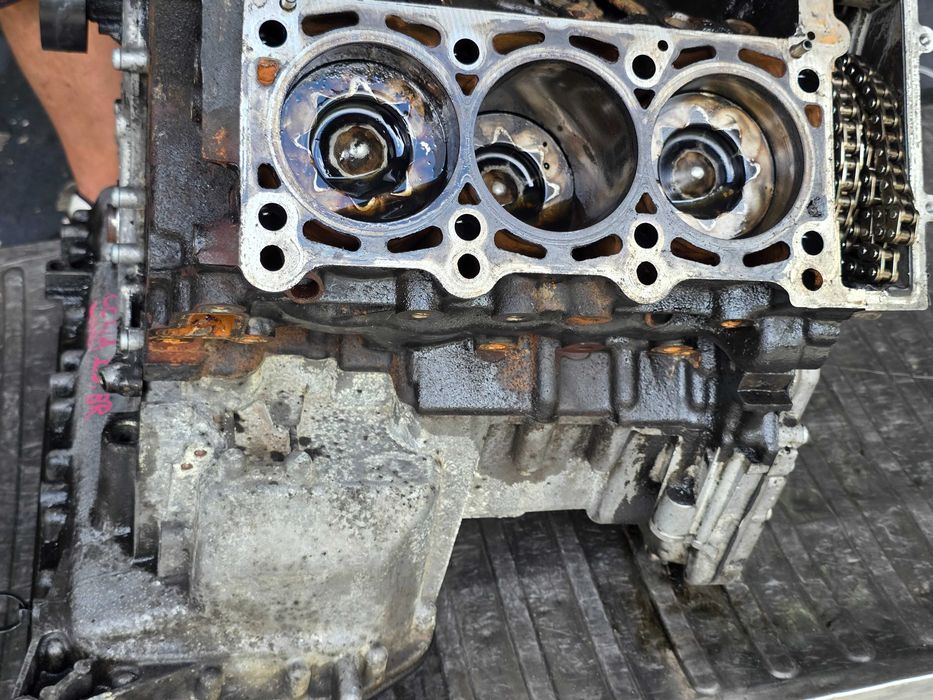 Blok silnika dół wał tłoki Audi Q5 8R A5 8T A4 B8 3.0 TDI CCW