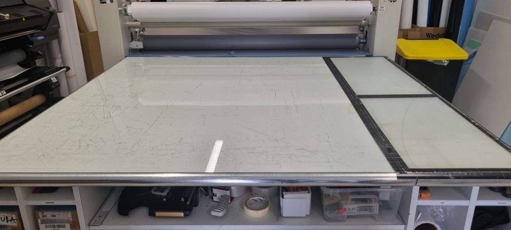 Centro de Produção Gráfica – Estrutura Montada | Oportunidade na Zona de Algés / Linda-a-Velha