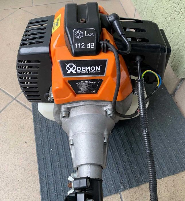 Kosa spalinowa dwusuwowa DEMON RQ580