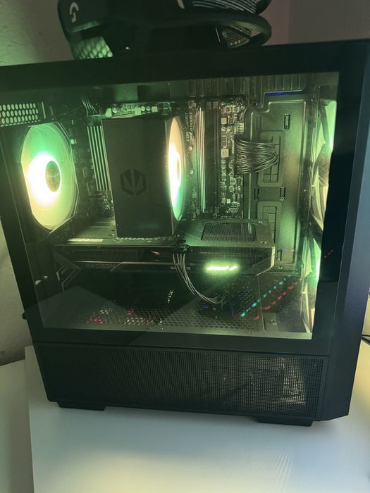 Setup Gaming NOVO Ryzen 5 5600X RX 9060XT  16 Gb Ram