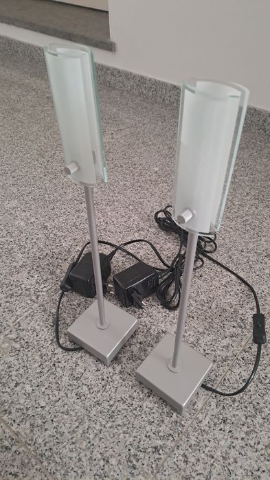 2 candeeiros de mesa/cabeceira
