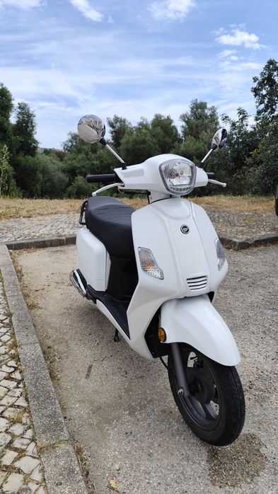 Scooter Keeway Zahara 50cc como nova