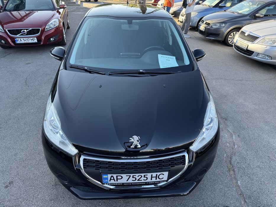 Продам Peugeot 208