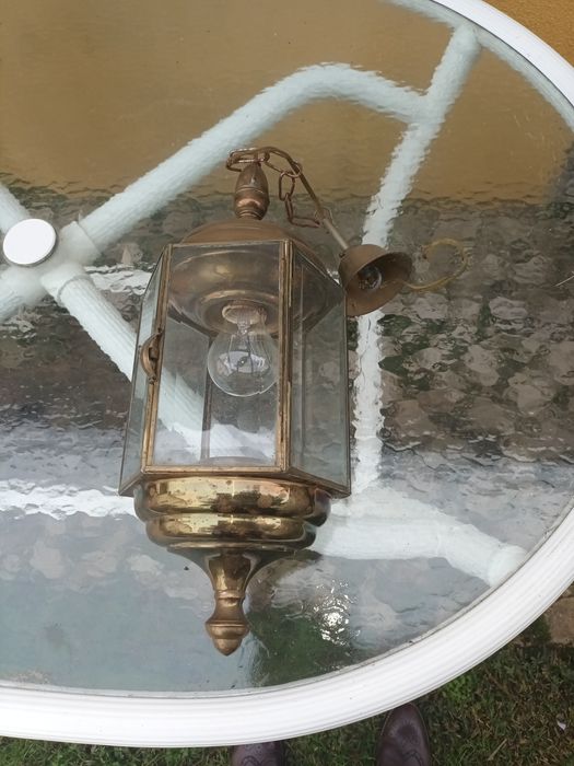 Lanterna vintage em latão