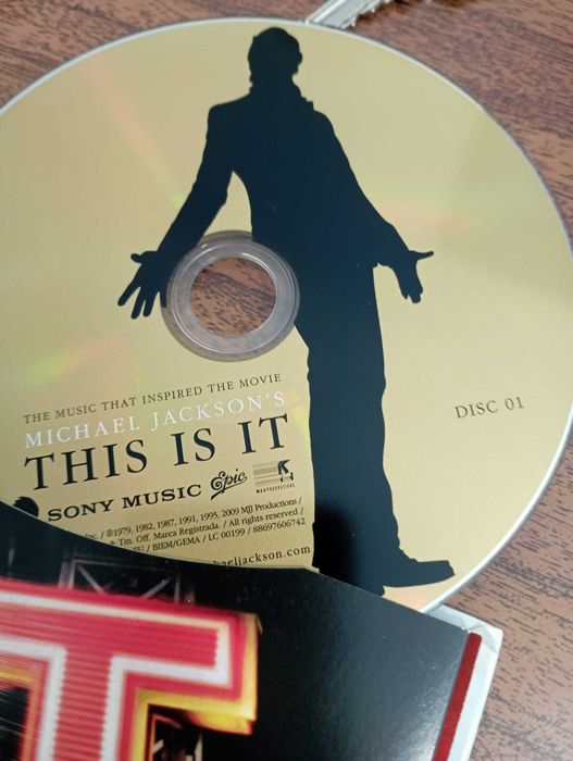 ALBUM 2 CD Michael Jackson's This Is It