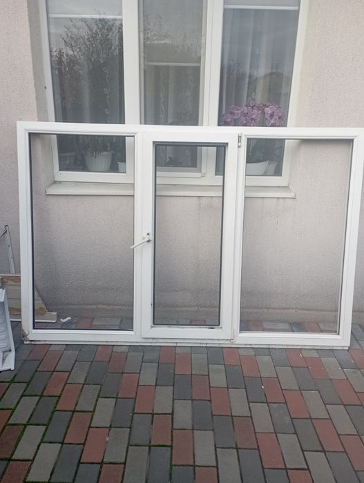 Рама метало пластикового вікна