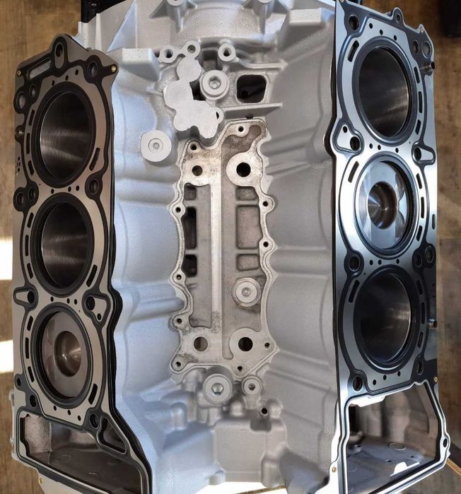 Silnik MERCEDES - BENZ OM 642 3.0 i 3.2 L V6 Nowy przebieg 0 km !