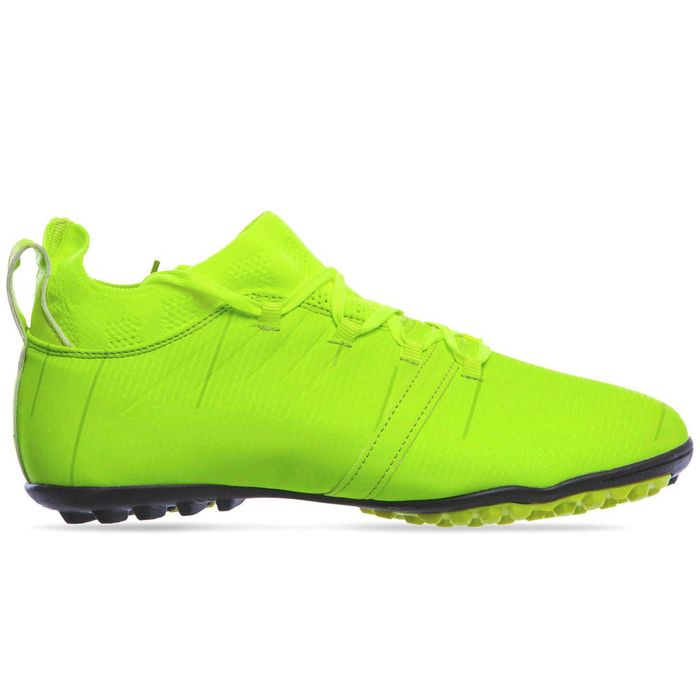 Футбольні бутси нові