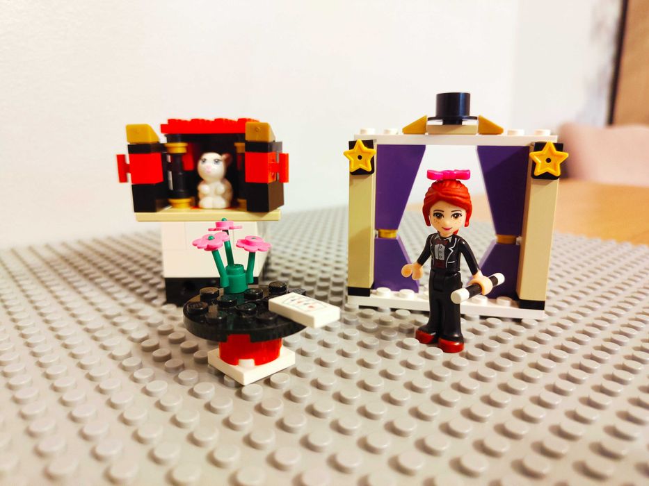 LEGO Friends Magiczne sztuczki Mii