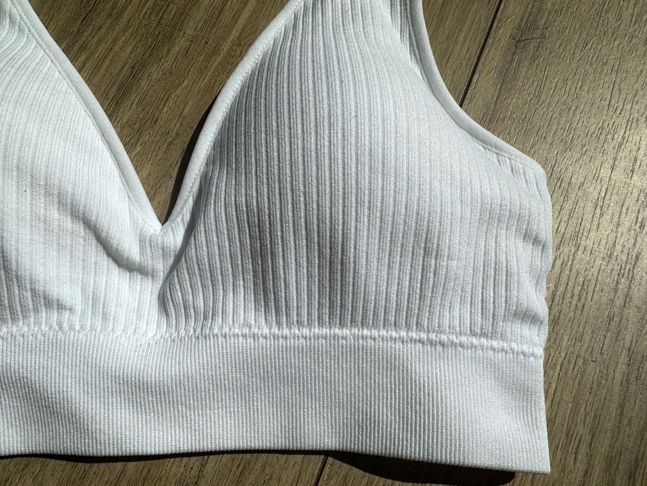 Primark biustonosz prazek bialy XS