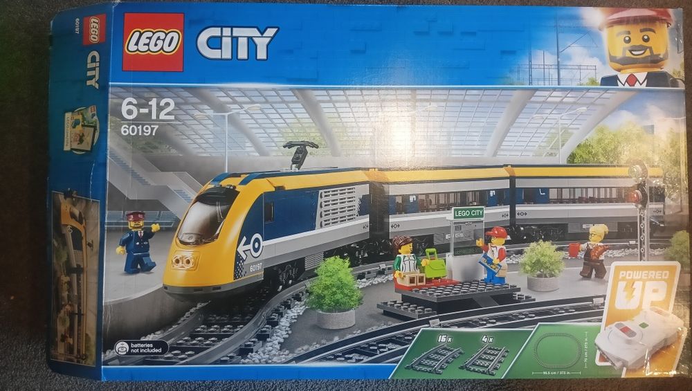 LEGO CITY 60197 plus 60205 x2