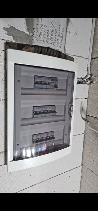 Електромонтаж, електрик, електрика